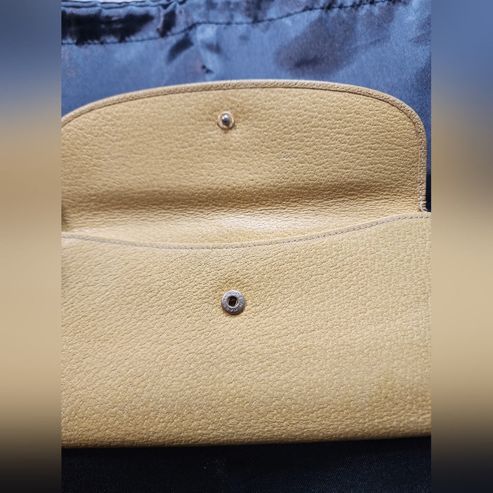 Vintage Gucci Long Bifold Continental Wallet IN yellow - Picture 5 of 7